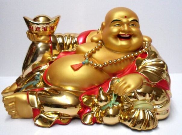 God Hotei is an effective amulet for wealth, happiness and fortune